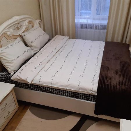 Appartamento Двокімнатна Šepetivka Esterno foto